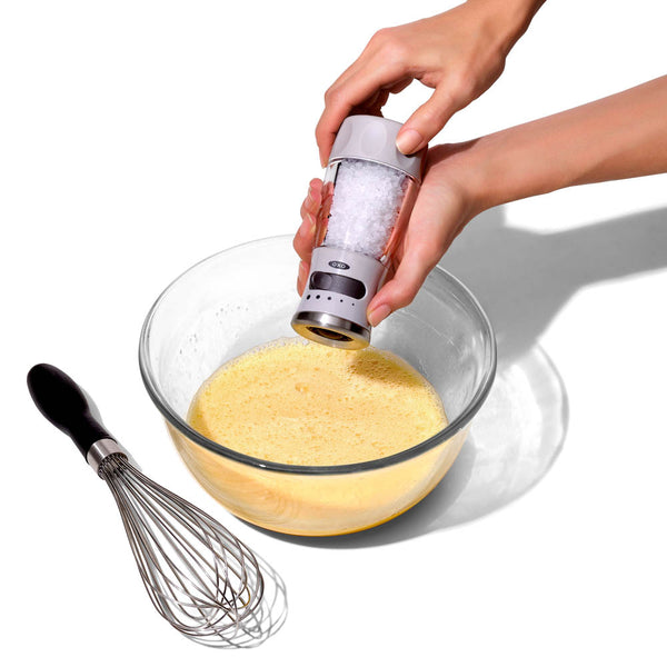 oxo airstream mess free salt grinder_4d_W_RGB