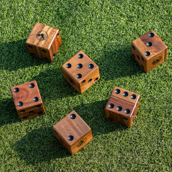 Giant Wood Dice by Elakai