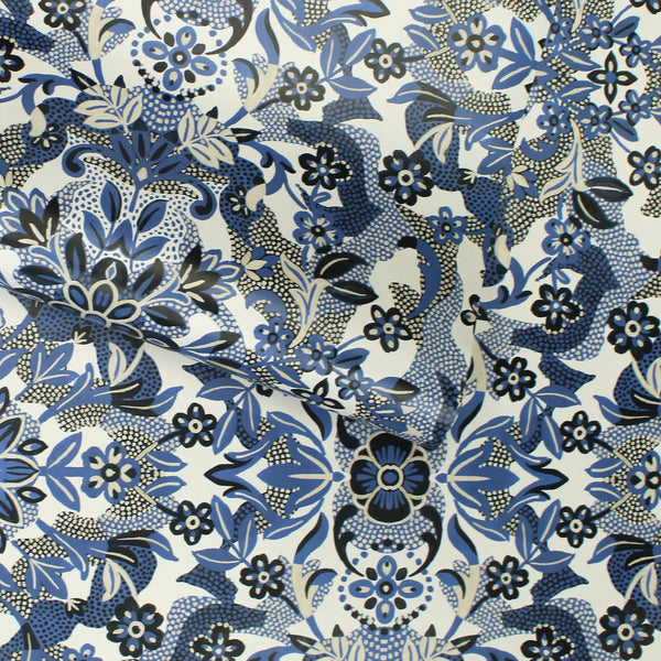Ornate Medallion Peel + Stick Removable Wallpaper