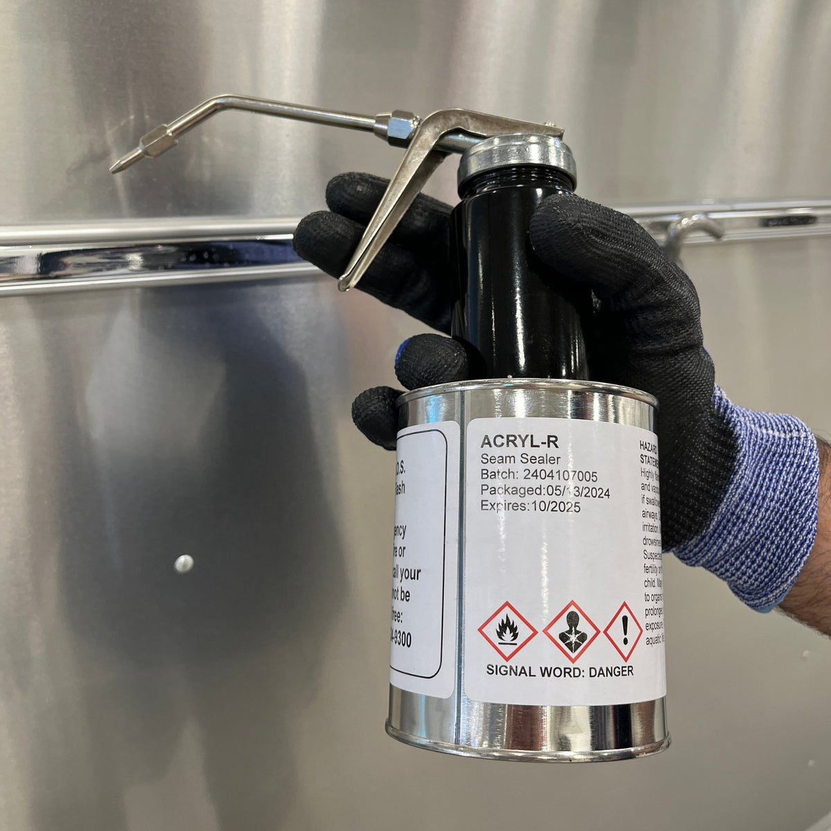 Acryl-R 16oz Can with Applicator Bundle – Airstream Supply Company