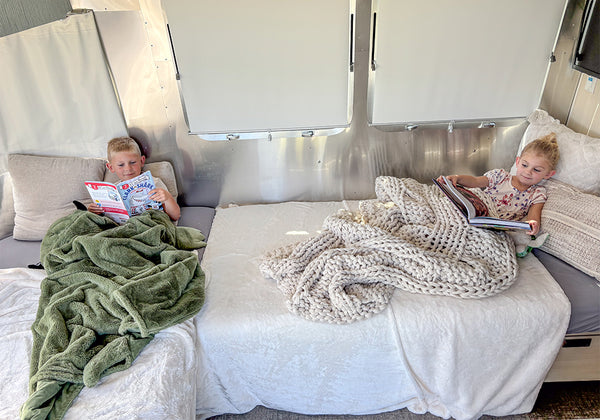 Airstream Dinette Fitted Sheets for Safari Travel Trailers